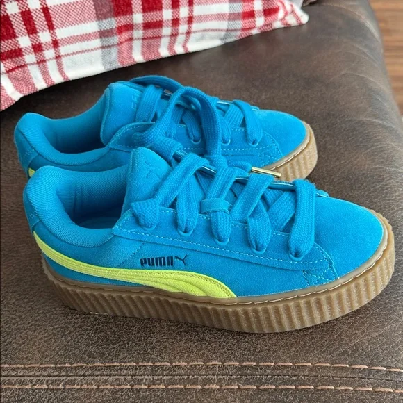 Fenty x Puma
Leather trainers nwot - Picture 3 of 8